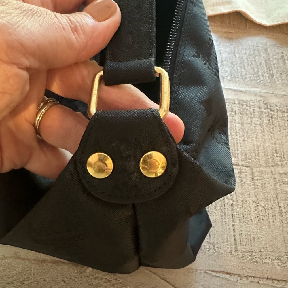 Rare- Mini- MCM Black arm Bag with Gold Accents!! Rare design - Picture 8 of 8